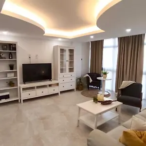 https://apt-piso-cerca-playa.hotelsinnerja.org