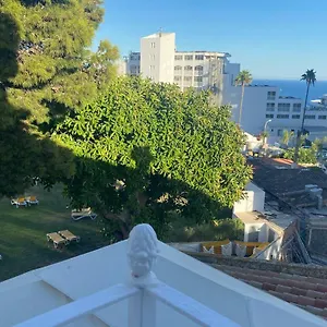 https://golddem-yolamar.hotelsinnerja.org