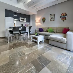  Apartamento En Casco Historico Con Terraza Comunitaria Y Parking Opcional